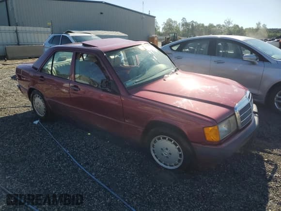 ✅ 1989 Mercedes-Benz 190 • VIN: WDBDA29D6KF626229 • Lot: 56010215. Listed on Copart with Not provided. Free auction sales archive from the USA and detailed vehicle history report at DreamBid. Image 4.