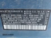 ✅ 2025 Volkswagen Jetta S • VIN: 3VW5X7BU2SM035422 • Lot: 42541313. Wystawiony na IAAI z przebiegiem 7 666 mil. Bezpłatny archiwum sprzedaży aukcyjnych z USA i szczegółowy raport historii pojazdu na DreamBid. Zdjęcie 9.