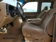 ✅ 2000 GMC Sierra 2500 SLE • VIN: 1GTGC29U8YE169432 • Lot: 82193885. Wystawiony na Copart z przebiegiem 269 029 mil. Bezpłatny archiwum sprzedaży aukcyjnych z USA i szczegółowy raport historii pojazdu na DreamBid. Zdjęcie 7.