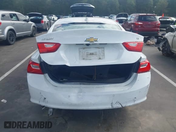 ✅ 2017 Chevrolet Malibu LT • VIN: 1G1ZE5ST5HF201360 • Lot: 43395467. Listed on IAAI with 46,506 mi. Free auction sales archive from the USA and detailed vehicle history report at DreamBid. Image 17.