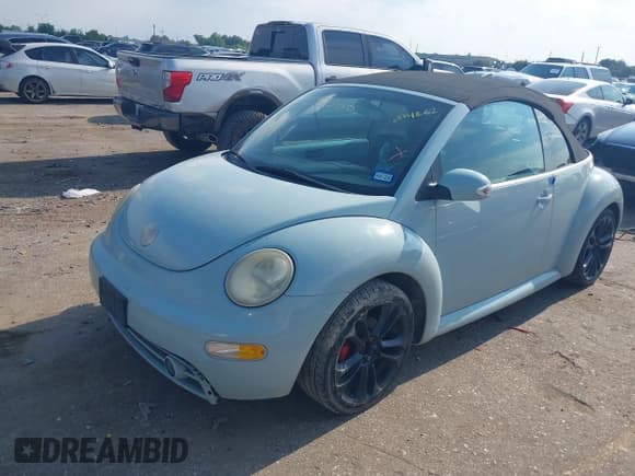 ✅ 2003 Volkswagen Beetle GLS • VIN: 3VWCK21Y93M327602 • Лот: 43057066. Опубликован ранее на IAAI с пробегом 107 753 миль. Бесплатный доступ к архиву аукционных продаж из США и подробный отчёт об истории автомобиля на DreamBid. Изображение 17.