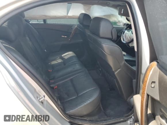 ✅ 2007 BMW 5 Series 550i • VIN: WBANB535X7CP04104 • Lot: 66947885. Listed on Copart with 195,669 mi. Free auction sales archive from the USA and detailed vehicle history report at DreamBid. Image 10.