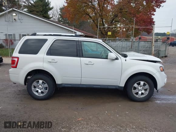 ✅ 2012 Ford Escape Limited • VIN: 1FMCU9EG1CKB76409 • Лот: 43755999. Опубликован ранее на IAAI с пробегом 72 924 миль. Бесплатный доступ к архиву аукционных продаж из США и подробный отчёт об истории автомобиля на DreamBid. Изображение 14.