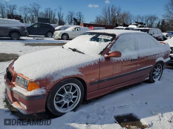 1997 BMW 3 Series M3s z VIN WBSCD9329VEE06884, wystawiony jako Copart lot #89144195 z przebiegiem 168 494 mil mil oraz Czysty tytuł • Clean title. Historia ofert i sprzedaży dostępna na DreamBid. Obrazek 1.