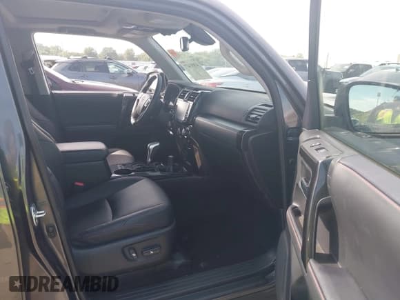 ✅ 2022 Toyota 4Runner TRD Off Road Premium • VIN: JTERU5JR9N6050157 • Lot: 43093477. Listed on IAAI with 29,294 mi. Free auction sales archive from the USA and detailed vehicle history report at DreamBid. Image 5.