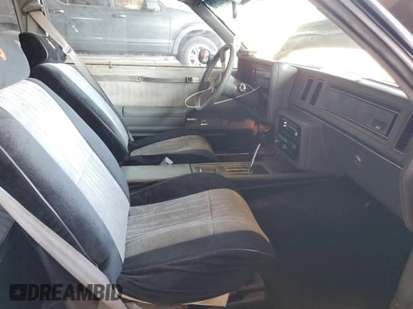 ✅ 1987 Buick Regal • VIN: 1G4GJ1179HP430220 • Lot: 92482975. Listed on Copart with 44,532 mi. Free auction sales archive from the USA and detailed vehicle history report at DreamBid. Image 7.