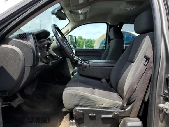 ✅ 2009 Chevrolet Silverado 2500HD LT • VIN: 1GCHK59609E147274 • Лот: 64081575. Опубликован ранее на Copart с пробегом 271 392 миль. Бесплатный доступ к архиву аукционных продаж из США и подробный отчёт об истории автомобиля на DreamBid. Изображение 7.