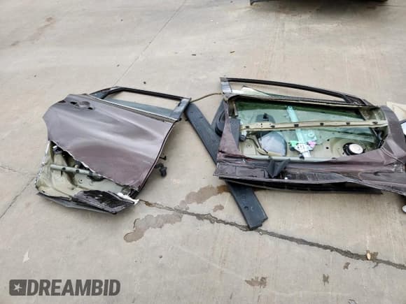 ✅ 2020 Nissan Murano Platinum • VIN: 5N1AZ2DJ3LN135243 • Lot: 90034935. Listed on Copart with 23,672 mi. Free auction sales archive from the USA and detailed vehicle history report at DreamBid. Image 12.