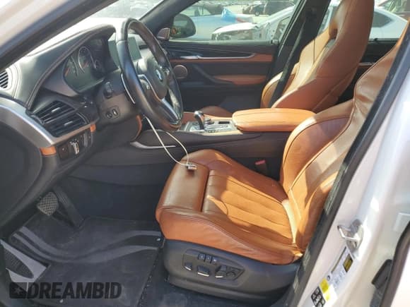 ✅ 2016 BMW X6 M • VIN: 5YMKW8C55G0R43211 • Lot: 58182505. Listed on Copart with 62,164 mi. Free auction sales archive from the USA and detailed vehicle history report at DreamBid. Image 7.