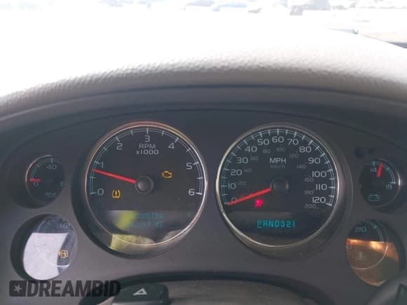 ✅ 2008 GMC Yukon SLT 4SB • VIN: 1GKFK13048R125357 • Lot: 41924711. Wystawiony na IAAI z przebiegiem 262 849 mil. Bezpłatny archiwum sprzedaży aukcyjnych z USA i szczegółowy raport historii pojazdu na DreamBid. Zdjęcie 7.