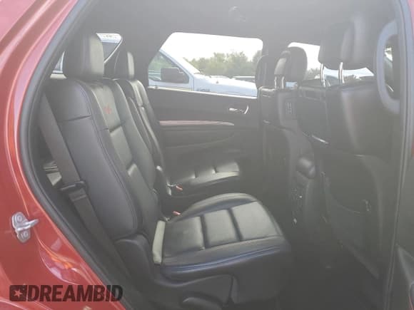 ✅ 2017 Dodge Durango R/T • VIN: 1C4SDJCT5HC703550 • Lot: 82257375. Wystawiony na Copart z przebiegiem 75 777 mil. Bezpłatny archiwum sprzedaży aukcyjnych z USA i szczegółowy raport historii pojazdu na DreamBid. Zdjęcie 11.