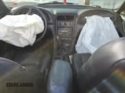 ✅ 2001 Ford Mustang GT Deluxe • VIN: 1FAFP45X61F248874 • Лот: 68766495. Опубликован ранее на Copart с пробегом 134 813 миль. Бесплатный доступ к архиву аукционных продаж из США и подробный отчёт об истории автомобиля на DreamBid. Изображение 8.