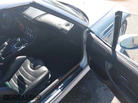 ✅ 1999 BMW Z3 M Roadster • VIN: WBSCK9331XLC87919 • Lot: 41835949. Listed on IAAI with 44,083 mi. Free auction sales archive from the USA and detailed vehicle history report at DreamBid. Image 5.