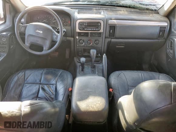 ✅ 2004 Jeep Grand Cherokee Laredo • VIN: 1J4GW48S84C123649 • Lot: 90808605. Listed on Copart with 288,971 mi. Free auction sales archive from the USA and detailed vehicle history report at DreamBid. Image 8.