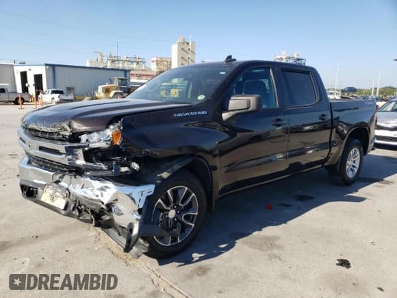✅ 2020 Chevrolet Silverado 1500 LT • VIN: 3GCUYDED6LG175138 • Lot: 77797664. Wystawiony na Copart z przebiegiem 93 231 mil. Bezpłatny archiwum sprzedaży aukcyjnych z USA i szczegółowy raport historii pojazdu na DreamBid. Zdjęcie 1.
