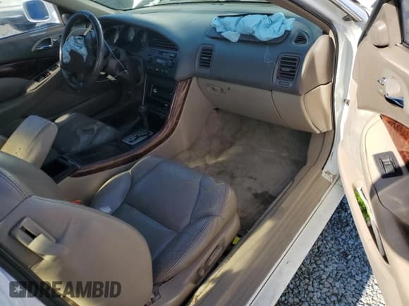 ✅ 2003 Acura CL Type S • VIN: 19UYA42623A001806 • Lot: 71437615. Listed on Copart with 183,050 mi. Free auction sales archive from the USA and detailed vehicle history report at DreamBid. Image 8.