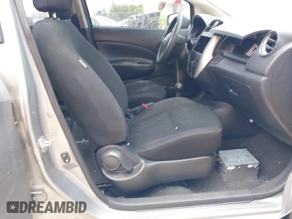 ✅ 2015 Nissan Note SR • VIN: 3N1CE2CP0FL365358 • Lot: 43183855. Listed on IAAI with 137,006 mi. Free auction sales archive from the USA and detailed vehicle history report at DreamBid. Image 5.