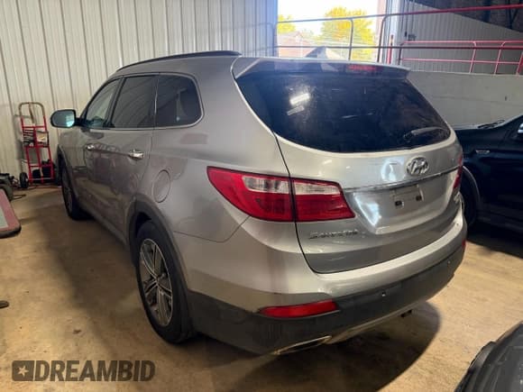 ✅ 2014 Hyundai Santa Fe Limited • VIN: KM8SRDHF3EU078721 • Лот: 92877755. Опубликован ранее на Copart с пробегом 146 659 миль. Бесплатный доступ к архиву аукционных продаж из США и подробный отчёт об истории автомобиля на DreamBid. Изображение 3.