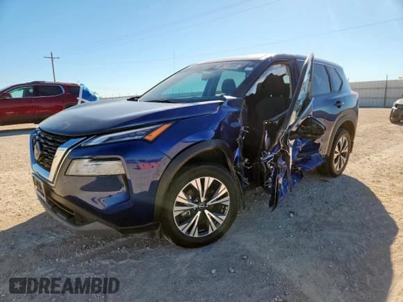 ✅ 2023 Nissan Rogue SV • VIN: 5N1BT3BA9PC923248 • Lot: 90718895. Wystawiony na Copart z przebiegiem 30 798 mil. Bezpłatny archiwum sprzedaży aukcyjnych z USA i szczegółowy raport historii pojazdu na DreamBid. Zdjęcie 1.