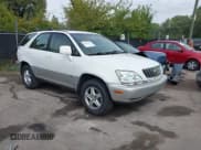 ✅ 2002 Lexus RX 300 • VIN: JTJHF10U820276405 • Лот: 42288420. Опубликован ранее на IAAI с пробегом Не указан. Бесплатный доступ к архиву аукционных продаж из США и подробный отчёт об истории автомобиля на DreamBid. Изображение 1.