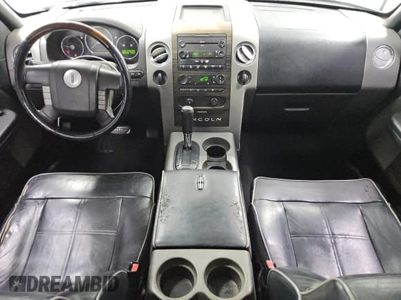 ✅ 2007 Lincoln Mark LT • VIN: 5LTPW18597FJ05174 • Lot: 86138595. Listed on Copart with 360,766 mi. Free auction sales archive from the USA and detailed vehicle history report at DreamBid. Image 8.