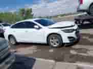 2019 Chevrolet Malibu LS z VIN 1G1ZC5ST7KF114959, wystawiony jako IAAI lot #42392030 z przebiegiem 121 502 mil mil oraz . Historia ofert i sprzedaży dostępna na DreamBid. Obrazek 13.