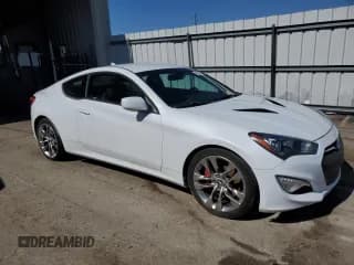 ✅ 2014 Hyundai Genesis Coupe R-Spec • VIN: KMHHT6KD8EU120444 • Lot: 49327635. Wystawiony na Copart z przebiegiem 111 770 mil. Bezpłatny archiwum sprzedaży aukcyjnych z USA i szczegółowy raport historii pojazdu na DreamBid. Zdjęcie 4.