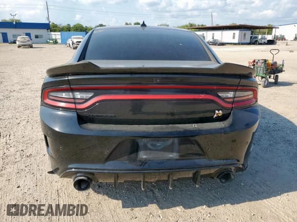 ✅ 2019 Dodge Charger Scat Pack • VIN: 2C3CDXGJ1KH666005 • Lot: 80536205. Wystawiony na Copart z przebiegiem 120 115 mil. Bezpłatny archiwum sprzedaży aukcyjnych z USA i szczegółowy raport historii pojazdu na DreamBid. Zdjęcie 6.