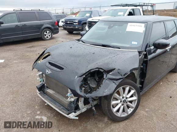 ✅ 2021 MINI Clubman Cooper S • VIN: WMWLV7C06M2N88853 • Lot: 41815500. Listed on IAAI with 43,299 mi. Free auction sales archive from the USA and detailed vehicle history report at DreamBid. Image 6.