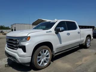 ✅ 2023 Chevrolet Silverado 1500 High Country • VIN: 1GCUDJEL2PZ101481 • Лот: 59799555. Опубликован ранее на Copart с пробегом 59 694 миль. Бесплатный доступ к архиву аукционных продаж из США и подробный отчёт об истории автомобиля на DreamBid. Изображение 1.