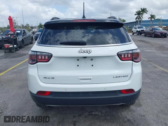 ✅ 2023 Jeep Compass (RED) Edition • VIN: 3C4NJDCN4PT566158 • Lot: 41904870. Wystawiony na IAAI z przebiegiem 50 349 mil. Bezpłatny archiwum sprzedaży aukcyjnych z USA i szczegółowy raport historii pojazdu na DreamBid. Zdjęcie 16.