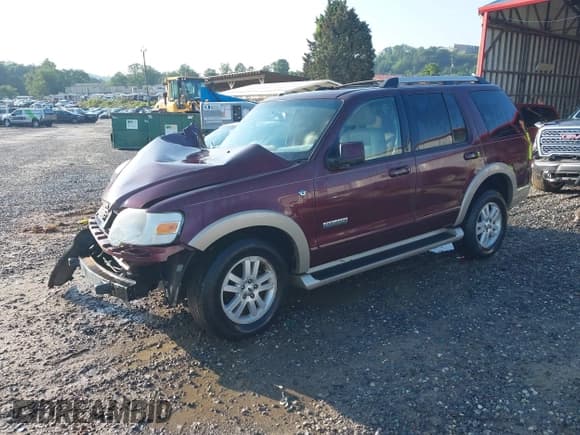 ✅ 2007 Ford Explorer Eddie Bauer • VIN: 1FMEU74807UB19295 • Lot: 42473338. Wystawiony na IAAI z przebiegiem 300 842 mil. Bezpłatny archiwum sprzedaży aukcyjnych z USA i szczegółowy raport historii pojazdu na DreamBid. Zdjęcie 2.