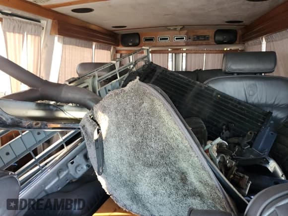 ✅ 1991 Chevrolet Sportvan • VIN: 1GBEG25K4M7126810 • Лот: 64371435. Опубликован ранее на Copart с пробегом 57 914 миль. Бесплатный доступ к архиву аукционных продаж из США и подробный отчёт об истории автомобиля на DreamBid. Изображение 10.