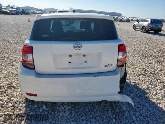✅ 2014 Scion xD • VIN: JTKKUPB46E1040955 • Lot: 91212275. Listed on Copart with 171,769 mi. Free auction sales archive from the USA and detailed vehicle history report at DreamBid. Image 6.
