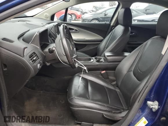 ✅ 2013 Chevrolet Volt • VIN: 1G1RB6E46DU114916 • Lot: 84618094. Wystawiony na Copart z przebiegiem 178 932 mil. Bezpłatny archiwum sprzedaży aukcyjnych z USA i szczegółowy raport historii pojazdu na DreamBid. Zdjęcie 7.