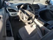 ✅ 2017 Chevrolet Volt LT • VIN: 1G1RC6S59HU115753 • Lot: 70720724. Wystawiony na Copart z przebiegiem 127 791 mil. Bezpłatny archiwum sprzedaży aukcyjnych z USA i szczegółowy raport historii pojazdu na DreamBid. Zdjęcie 8.