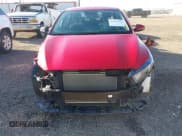 ✅ 2024 Kia Forte LXS • VIN: 3KPF24ADXRE804128 • Lot: 43565562. Wystawiony na IAAI z przebiegiem 10 215 mil. Bezpłatny archiwum sprzedaży aukcyjnych z USA i szczegółowy raport historii pojazdu na DreamBid. Zdjęcie 6.