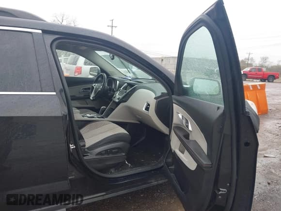 ✅ 2015 Chevrolet Equinox LT • VIN: 2GNALCEK8F6210084 • Lot: 43558972. Wystawiony na IAAI z przebiegiem 211 146 mil. Bezpłatny archiwum sprzedaży aukcyjnych z USA i szczegółowy raport historii pojazdu na DreamBid. Zdjęcie 5.