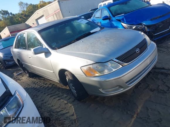 ✅ 2000 Toyota Avalon XL • VIN: 4T1BF28B9YU068144 • Лот: 43592889. Опубликован ранее на IAAI с пробегом 315 550 миль. Бесплатный доступ к архиву аукционных продаж из США и подробный отчёт об истории автомобиля на DreamBid. Изображение 1.