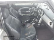 ✅ 2004 MINI Hardtop • VIN: WMWRC33414TJ57004 • Lot: 43058084. Listed on IAAI with 165,723 mi. Free auction sales archive from the USA and detailed vehicle history report at DreamBid. Image 5.