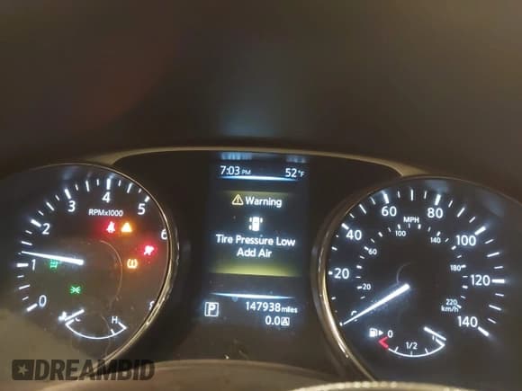 ✅ 2014 Nissan Rogue SV • VIN: 5N1AT2MV9EC838171 • Lot: 43556166. Listed on IAAI with 180,000 mi. Free auction sales archive from the USA and detailed vehicle history report at DreamBid. Image 16.