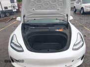 ✅ 2018 Tesla Model 3 Long Range Battery • VIN: 5YJ3E1EA2JF006519 • Лот: 42438263. Опубликован ранее на IAAI с пробегом 113 052 миль. Бесплатный доступ к архиву аукционных продаж из США и подробный отчёт об истории автомобиля на DreamBid. Изображение 10.