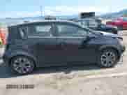 2020 Chevrolet Sonic LT с VIN 1G1JD6SB9L4104387, выставлен на аукционе IAAI как лот 42356127 с пробегом 125 111 миль миль и . История ставок и продаж доступна на DreamBid. Изображение 14.