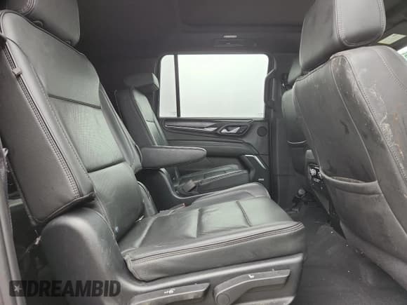 ✅ 2021 GMC Yukon XL Denali • VIN: 1GKS2JKL1MR304931 • Лот: 90380905. Опубликован ранее на Copart с пробегом 90 246 миль. Бесплатный доступ к архиву аукционных продаж из США и подробный отчёт об истории автомобиля на DreamBid. Изображение 11.