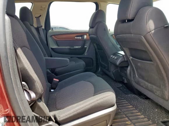 ✅ 2015 Chevrolet Traverse LT • VIN: 1GNKRGKD6FJ202052 • Lot: 60424455. Wystawiony na Copart z przebiegiem 84 293 mil. Bezpłatny archiwum sprzedaży aukcyjnych z USA i szczegółowy raport historii pojazdu na DreamBid. Zdjęcie 11.