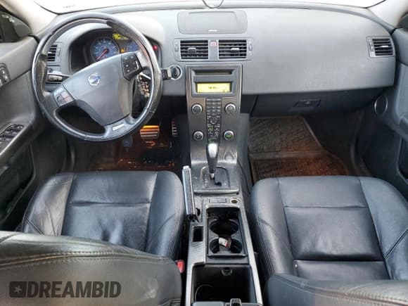 ✅ 2009 Volvo V50 R-Design • VIN: YV1MJ672692461823 • Лот: 78099044. Опубликован ранее на Copart с пробегом 110 331 миль. Бесплатный доступ к архиву аукционных продаж из США и подробный отчёт об истории автомобиля на DreamBid. Изображение 8.