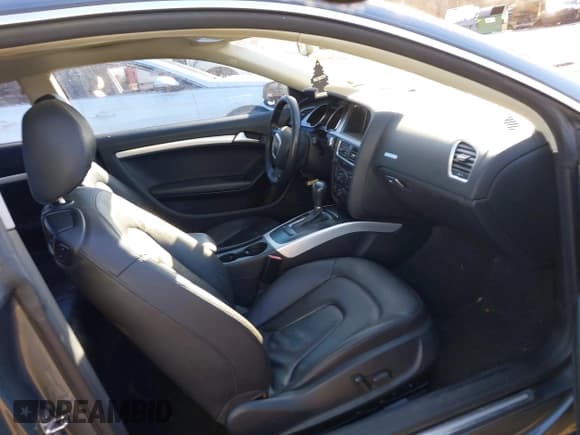 ✅ 2012 Audi A5 Premium • VIN: WAUCFAFR9CA030147 • Lot: 41289063. Listed on IAAI with 171,875 mi. Free auction sales archive from the USA and detailed vehicle history report at DreamBid. Image 5.