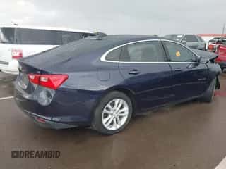 2016 Chevrolet Malibu LT z VIN 1G1ZE5ST3GF283670, wystawiony jako IAAI lot #43322512 z przebiegiem Nie podano mil oraz . Historia ofert i sprzedaży dostępna na DreamBid. Obrazek 4.