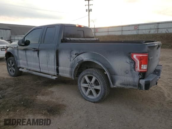 ✅ 2015 Ford F-150 XLT • VIN: 1FTEX1EPXFFC75443 • Lot: 92414425. Listed on Copart with 231,025 mi. Free auction sales archive from the USA and detailed vehicle history report at DreamBid. Image 2.