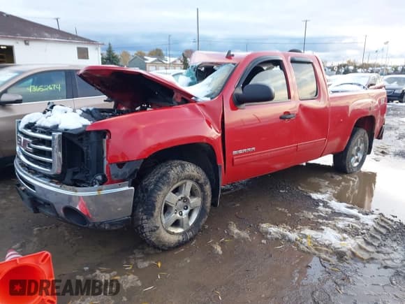 ✅ 2012 GMC Sierra 1500 SLE • VIN: 1GTR2VEA8CZ327861 • Lot: 43628710. Listed on IAAI with 110,801 mi. Free auction sales archive from the USA and detailed vehicle history report at DreamBid. Image 2.